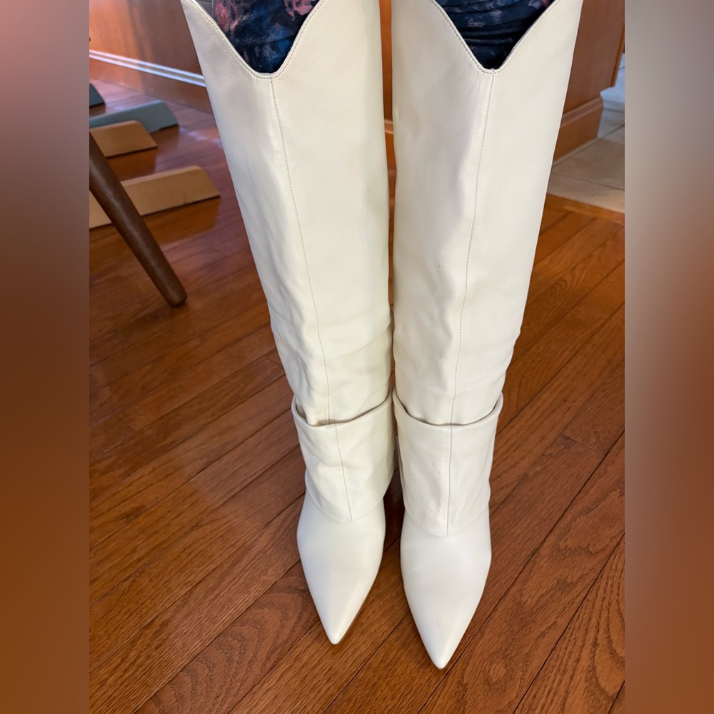 Marc fisher - Nairine Knee High Boot - White - Size 8 - Picture 4 of 6